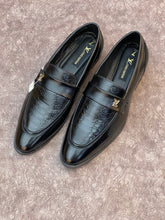 LV LOAFERS